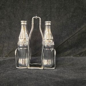 Coca-Cola Chrome Bottle Salt & Pepper Set w/ Carrier 1998